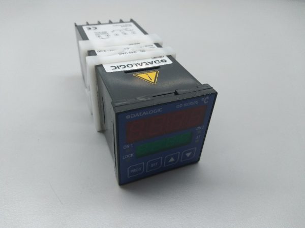 QD-10 Control de Temperatura 48-240V Relé