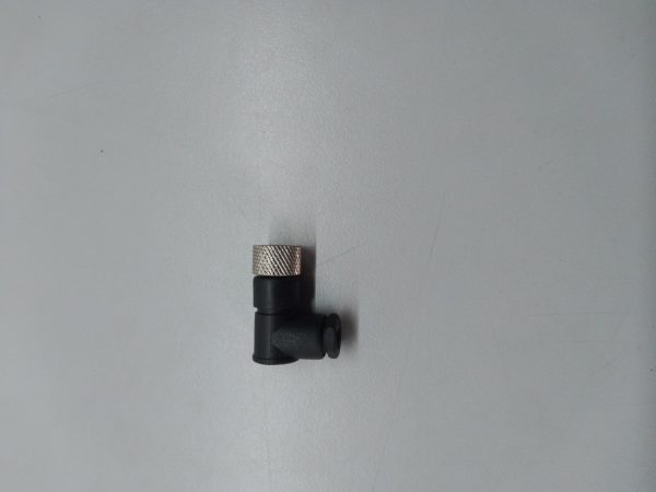 CNF08-R3LPO-BP5 M8 Fem. Ang. soldar type 3p