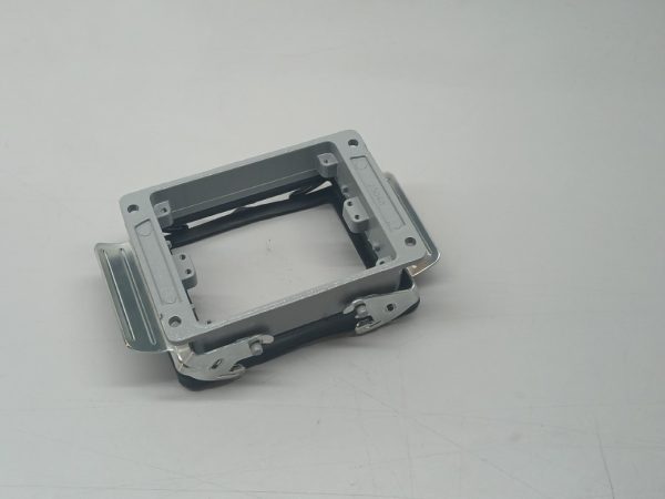 29046S 32x16A Embutida Housing (bulkhead moun